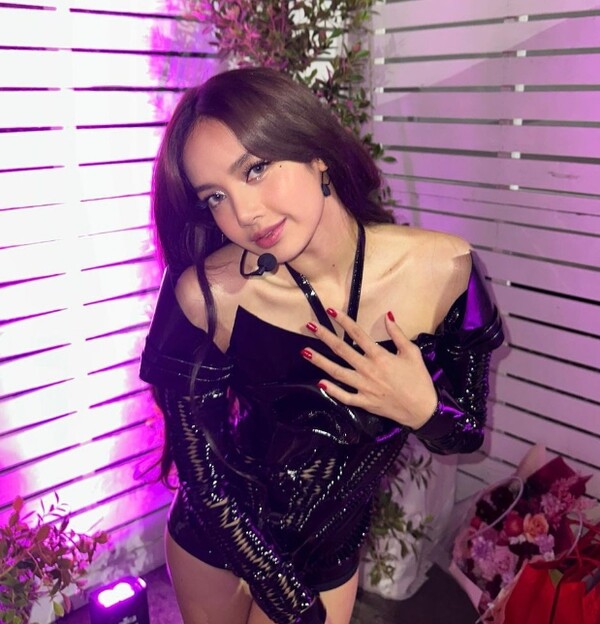 리사 인스타그램