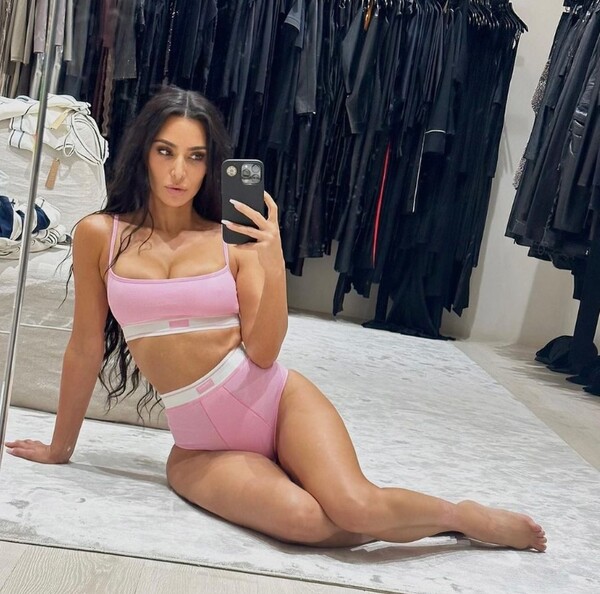 킴 카다시안 인스타그램