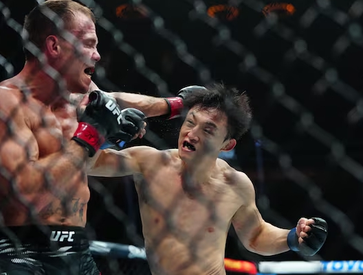 "압도적인 경기"최두호,네이트 랜드웨어 3라운드 TKO승리 연승 행진..다음상대는?
